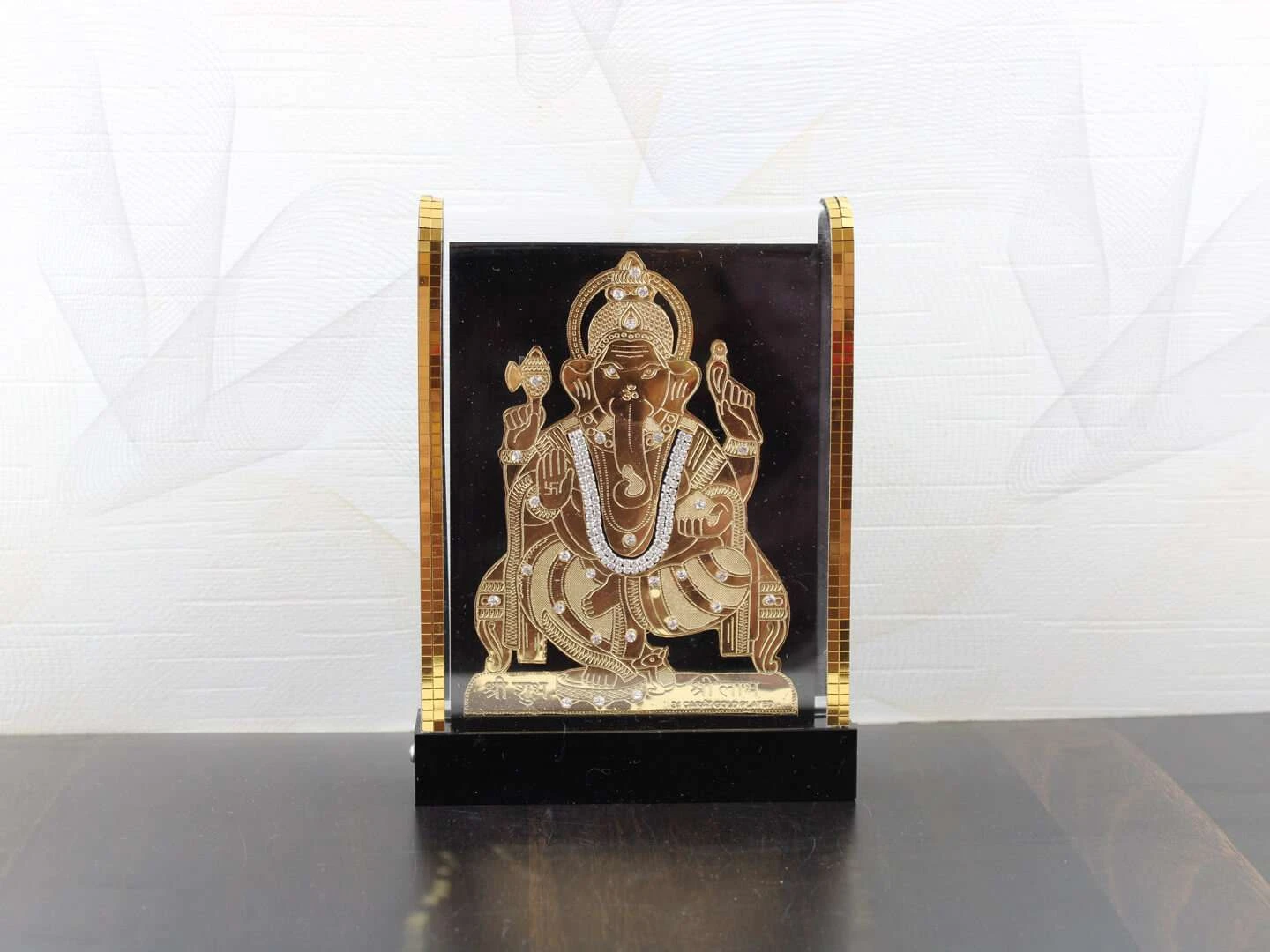 Gold Plated Ganesh Photo Frame for Gifting, Return Gift for Housewarming