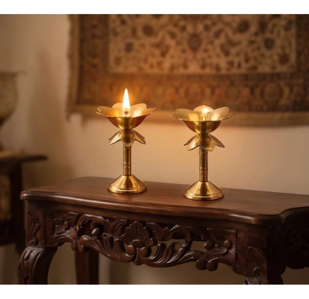 Kamal Stand Diya for Puja Temple Decoration, Lotus Shape Pillar Stand Oil Lamp Home Mandir Pooja Decor Gifts Diya Table Diya (Set of 1) - Image 3